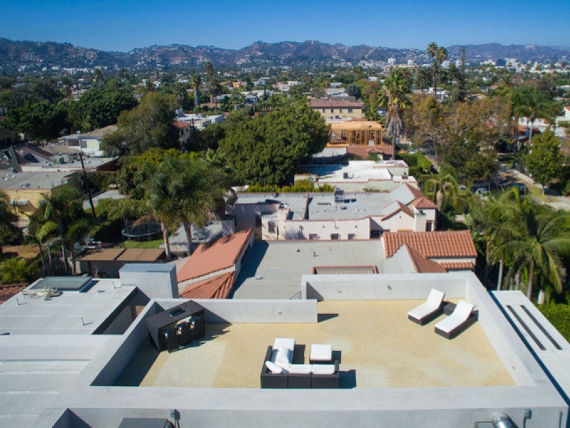 415 N. Martel,Los Angeles,Los Angeles,California,United States 90036,House,N. Martel,1008