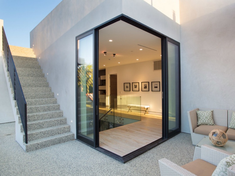 415 N. Martel,Los Angeles,Los Angeles,California,United States 90036,House,N. Martel,1008