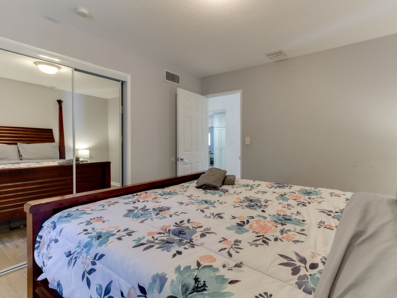 5049 serrania, los Angeles, California, United States 91364, ,House,Fim Location Rental,serrania,1074