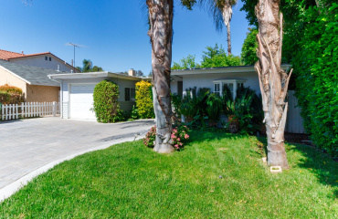 5049 serrania, los Angeles, California, United States 91364, ,House,Fim Location Rental,serrania,1074