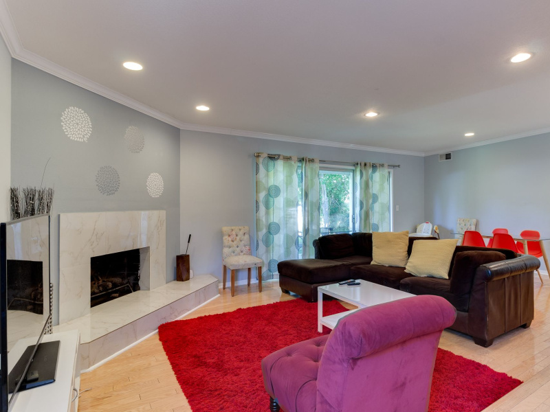 5049 serrania, los Angeles, California, United States 91364, ,House,Fim Location Rental,serrania,1074