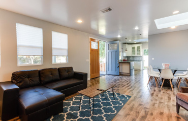 16001 wyandotte, los angeles, California, United States 91406, ,House,Vacation Rental,wyandotte,1076