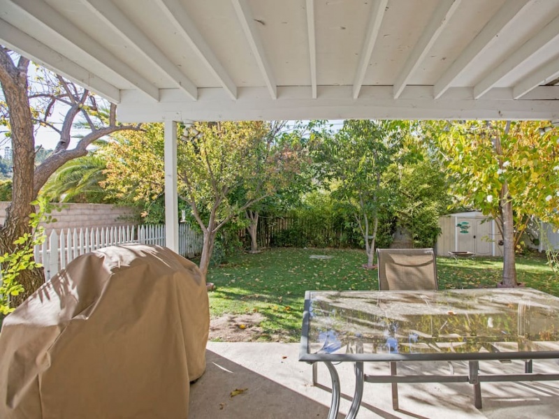 5049 Serrania Ave.,Los Angeles,California,United States 91364,House,5049 Serrania Ave. ,1022