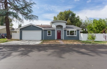 Los Angeles,Los Angeles,California,United States 91406,House,1026