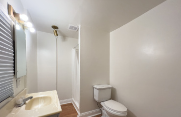 Los Angeles, Los Angeles, California, United States 90005, ,House,Fim Location Rental,1033