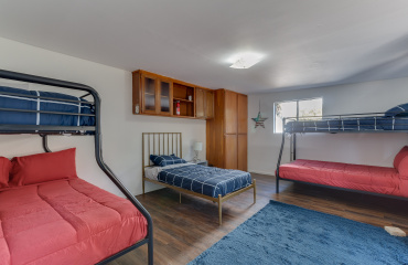 4825 Mascot St., Los Angeles, Los Angeles, California, United States 90019, ,House,Vacation Rental,Mascot St. ,1046