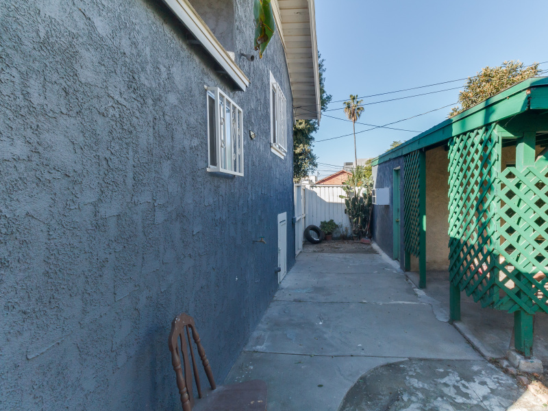 4825 Mascot St., Los Angeles, Los Angeles, California, United States 90019, ,House,Vacation Rental,Mascot St. ,1046