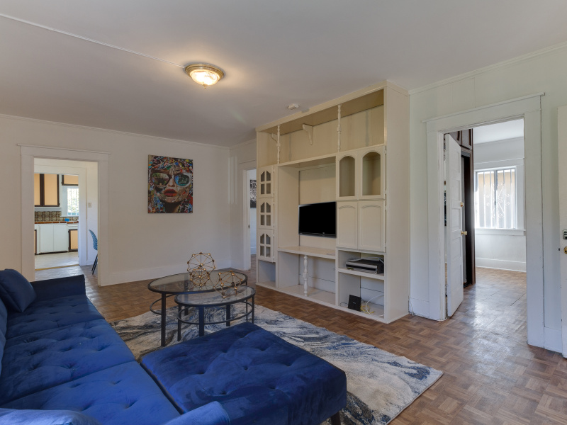 4825 Mascot St., Los Angeles, Los Angeles, California, United States 90019, ,House,Vacation Rental,Mascot St. ,1046