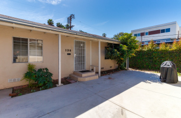 138-140 madison ave, los angeles, California, United States 90004, ,House,Fim Location Rental,madison ave,1050