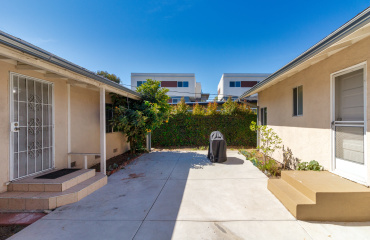 138-140 madison ave, los angeles, California, United States 90004, ,House,Fim Location Rental,madison ave,1050