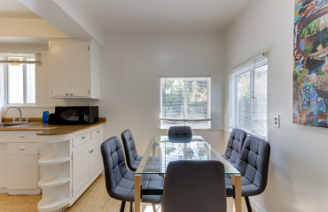 138-140 madison ave, los angeles, California, United States 90004, ,House,Fim Location Rental,madison ave,1050