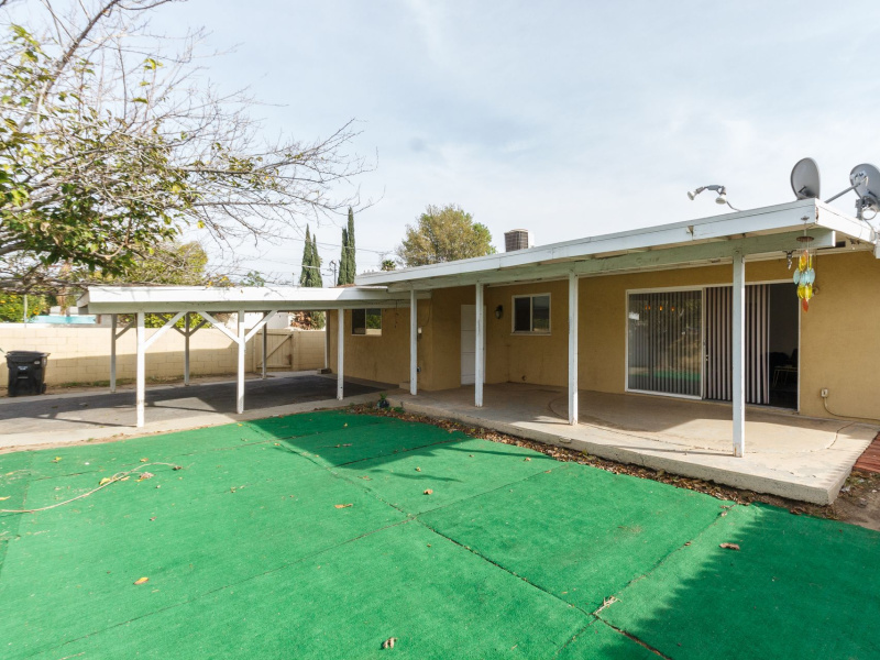 11257 Collett, Granada Hills, los angeles, California, United States 91344, ,House,Vacation Rental,Collett,1065