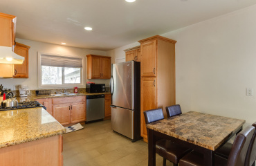 11257 Collett, Granada Hills, los angeles, California, United States 91344, ,House,Vacation Rental,Collett,1065