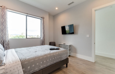 4826 pickford, los angeles, los angeles, California, United States 90019, 24 Bedrooms Bedrooms, ,21 BathroomsBathrooms,Villa,Vacation Rental,pickford,1069