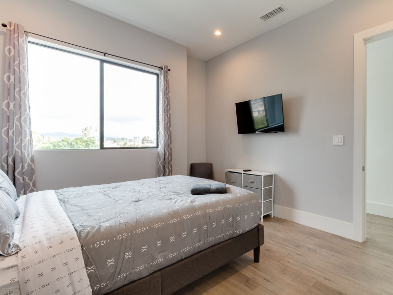 4826 pickford, los angeles, los angeles, California, United States 90019, 24 Bedrooms Bedrooms, ,21 BathroomsBathrooms,Villa,Vacation Rental,pickford,1069